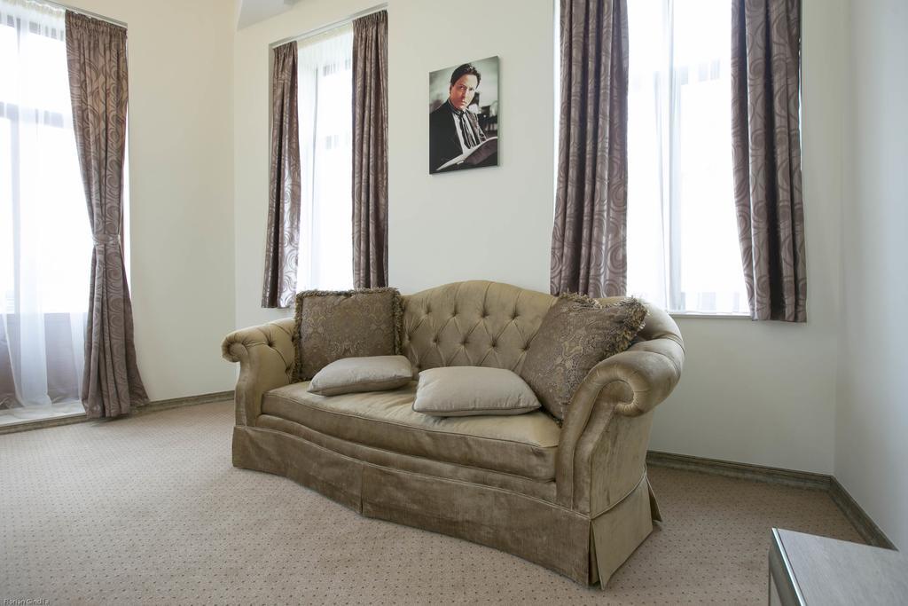 Euro Hotel Grivita Bucharest Room photo